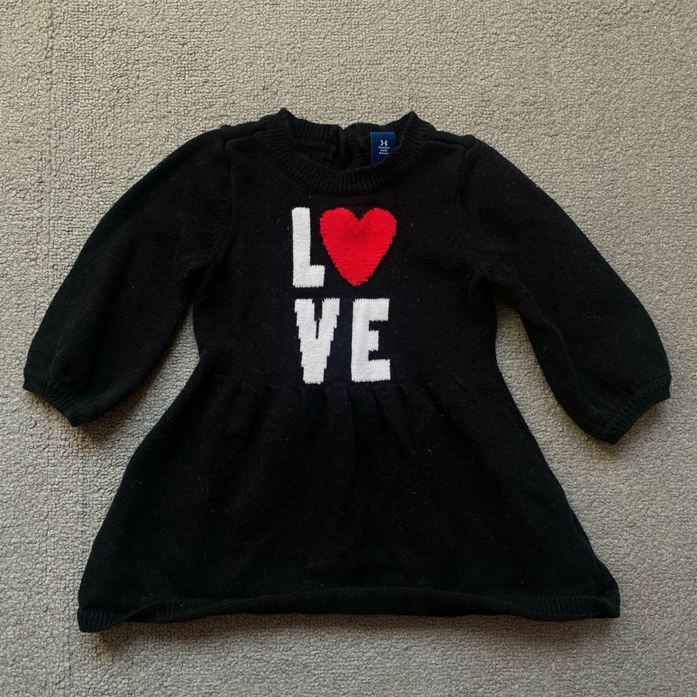 Old Navy Baby Girl Black heart Love Sweater Dress Size 3-6 months